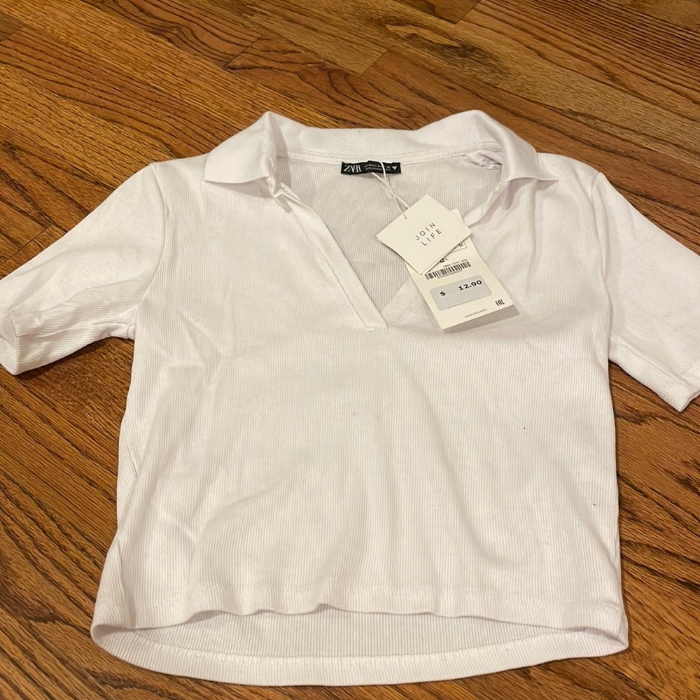 White crop collared tank top from Zara